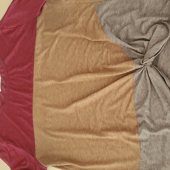 Long sleeve size XXL color block shirt - Picture 4 of 7